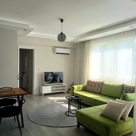 アパート Yoyo ダラマン